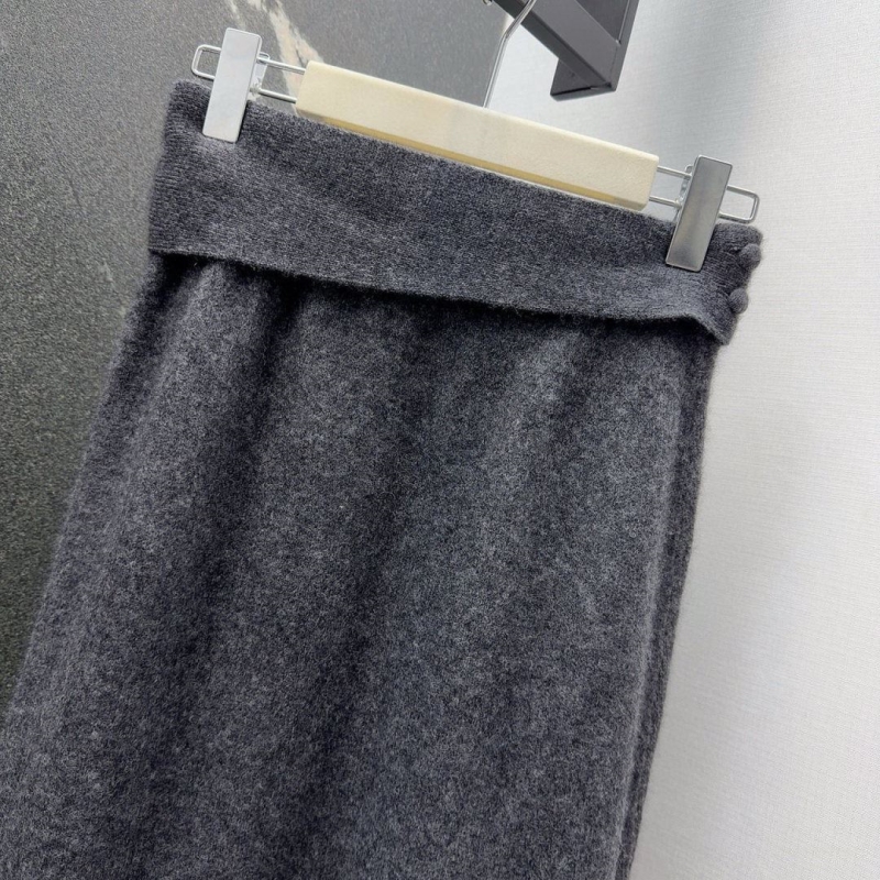 chr1st1an D10r sweaters